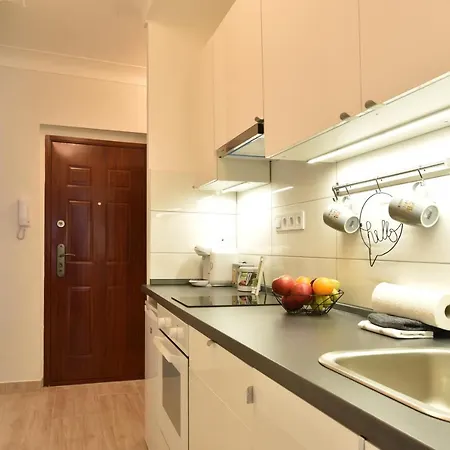 Királykút 2 - Ingyen Parkolás, Bicajok, Ac *